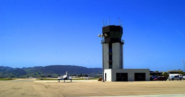 flights from SLO to Las Vegas